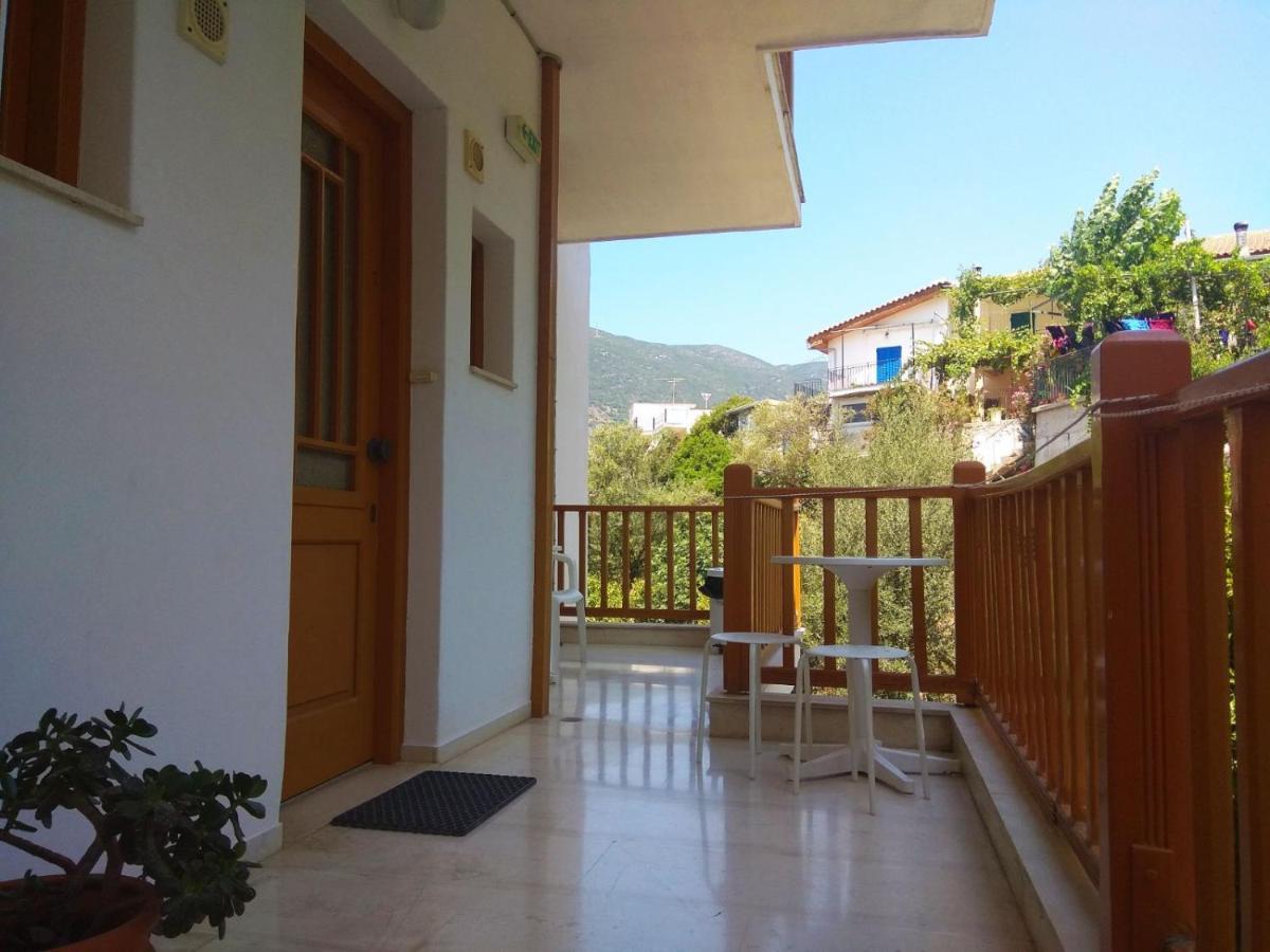Kostas Studios II Vasilikí Exterior foto