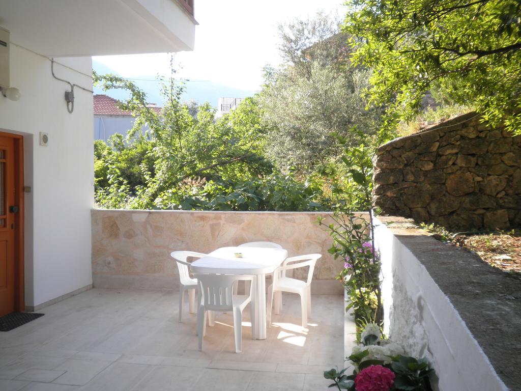 Kostas Studios II Vasilikí Exterior foto