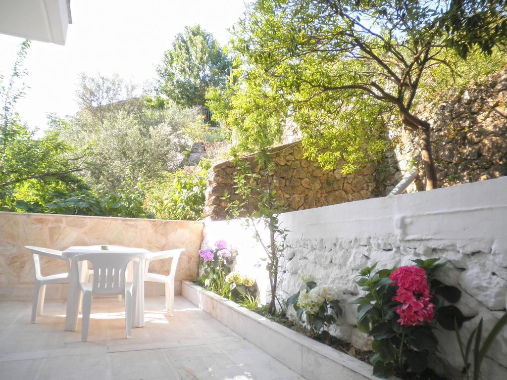 Kostas Studios II Vasilikí Exterior foto
